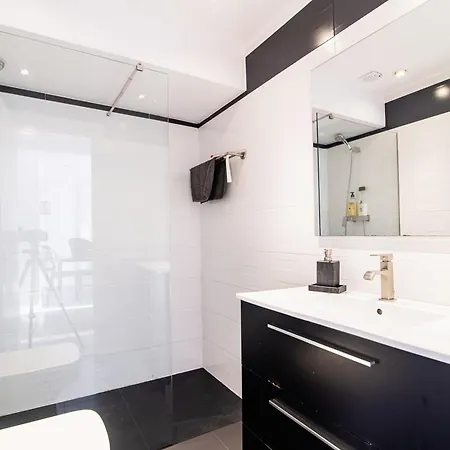 Apartament Amara Amonaren Etxea Free Wifi, Rooms, Rent Parking